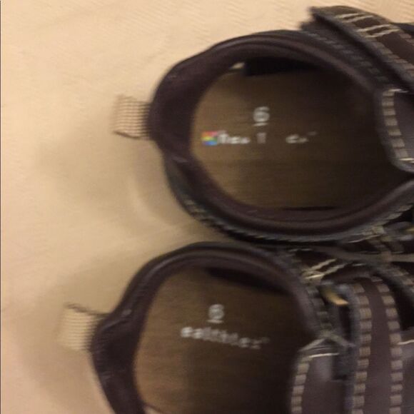 Healthtex Fisherman brown Sandals size 6 - Picture 3 of 6